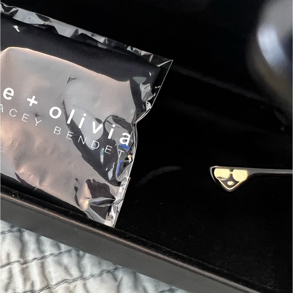 Alice and Olivia Black Sunglasses - Picture 3 of 5